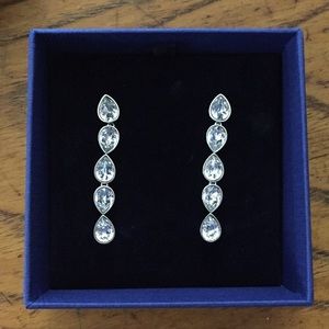 Swarovski crystal long earrings silver